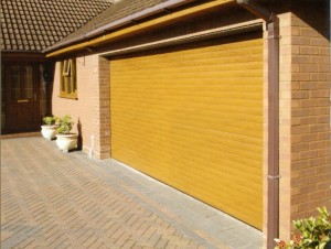 Picture of Cardale Thermoglide insulated roller garage door in Golden Oak