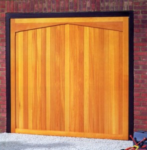 Picture of Cardale Gatcombe cedarwood garage door 