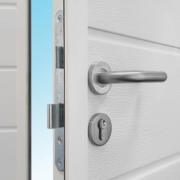 Stainless steel handles and security locking
