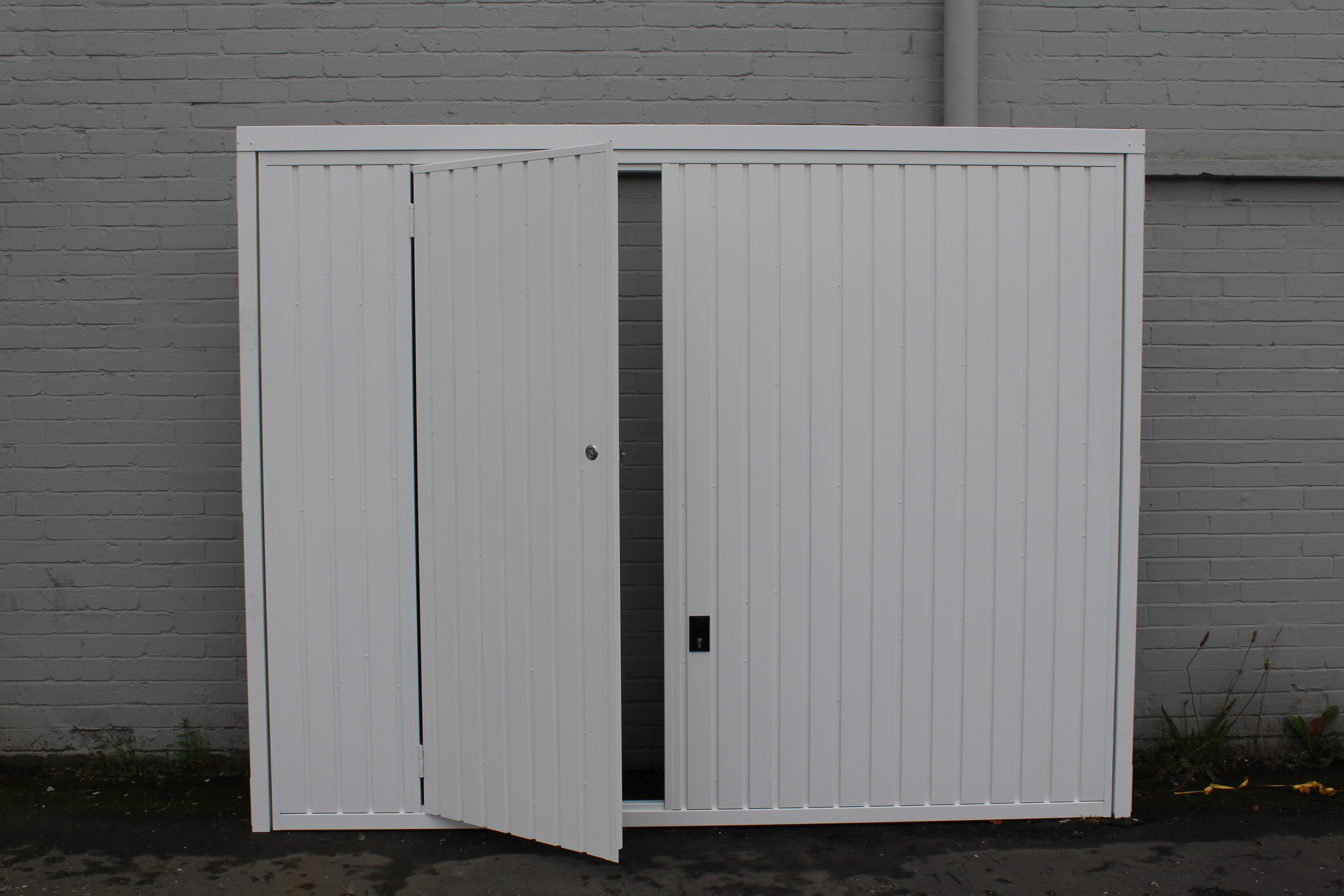Select Rivington Wicket Door with Black Handle